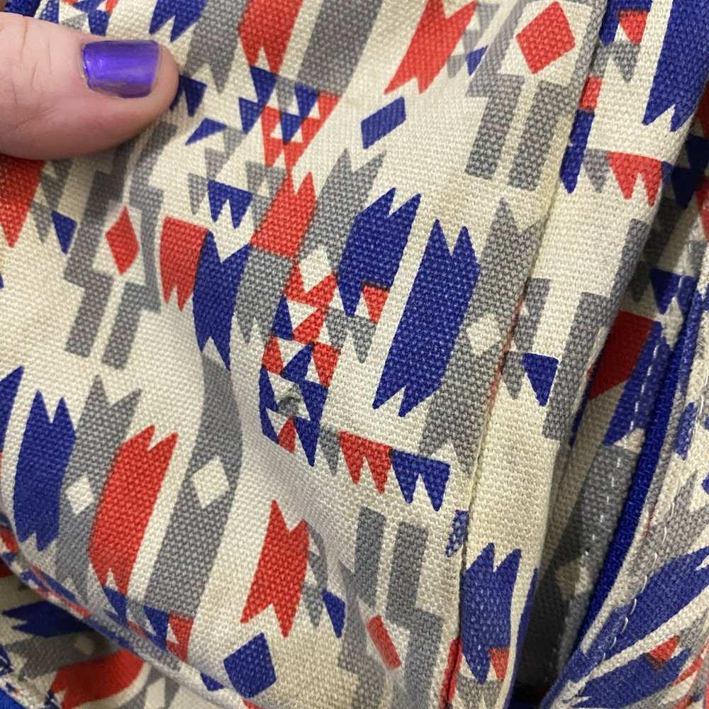 KAVU - Picture 5 of 13